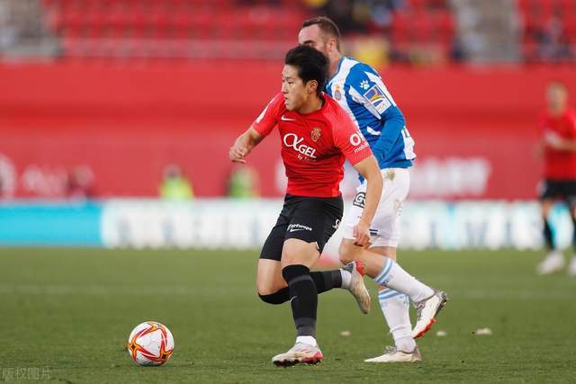 德布劳内：还没和球队谈续约 先让自己变的更强