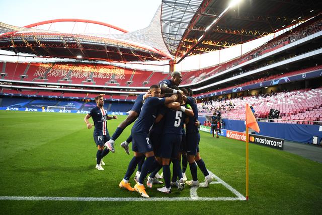 詹姆斯32+14+10浓眉31+9 湖人力克国王三连胜