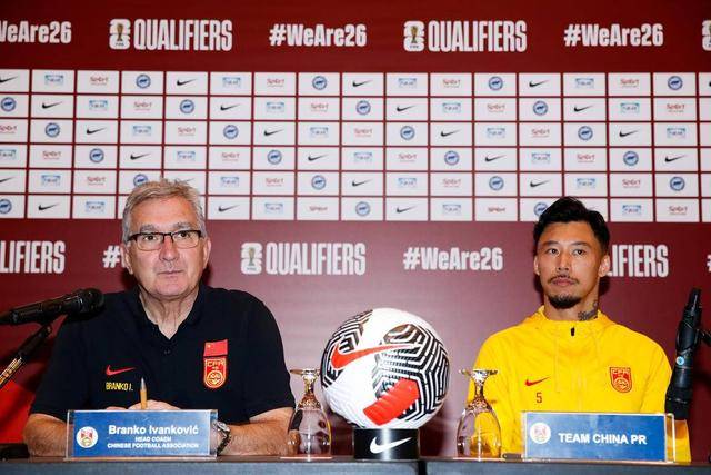 重磅！NBA最权威记者宣布退役 结束30年生涯